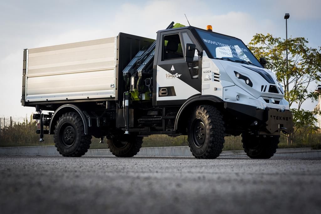 Кран коммунальных служб